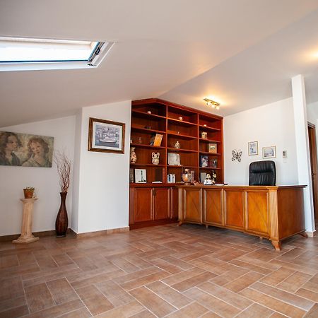 Rodon Apartment With Great View, Sauna And Jacuzzi Litochoron Bagian luar foto