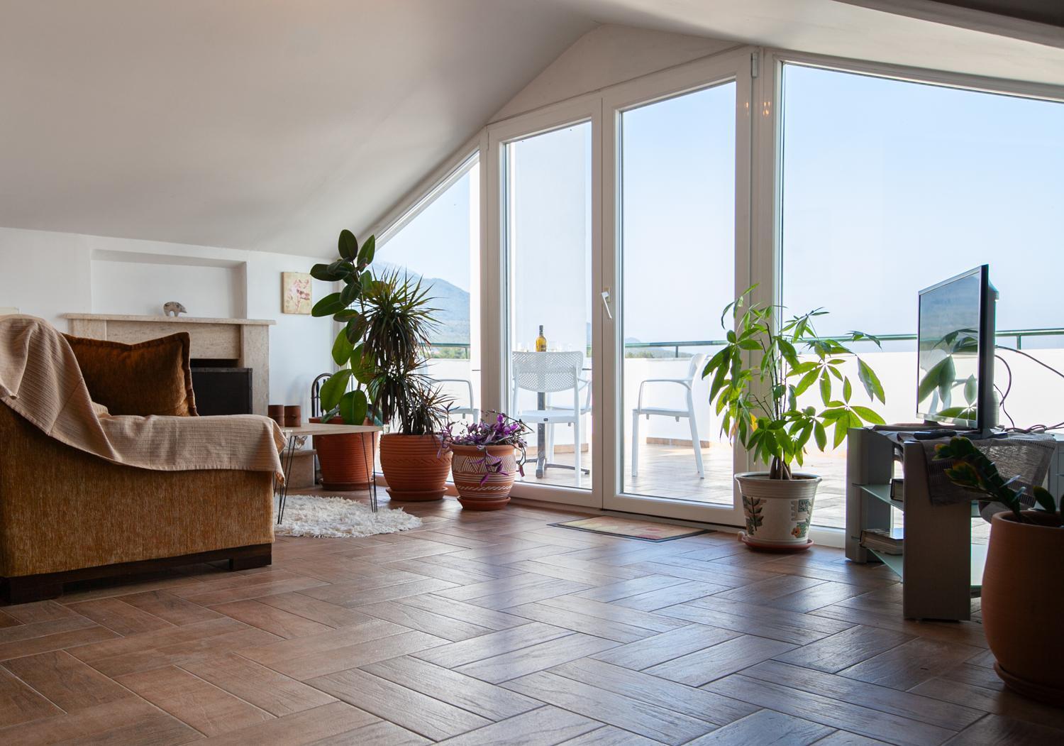 Rodon Apartment With Great View, Sauna And Jacuzzi Litochoron Bagian luar foto